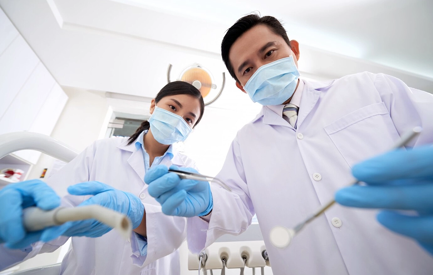 Is Teeth Whitening Safe and Effective? Here's What You Need to Know